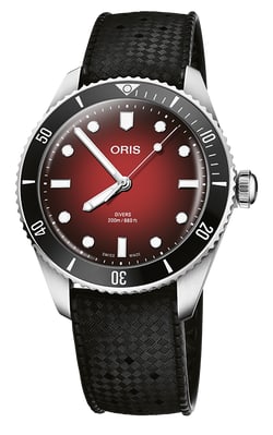 ORIS ダイバーズウォッチ 黒赤 RedBarと再び RedBarウォッチコミュニティとのコラボレーションが再び